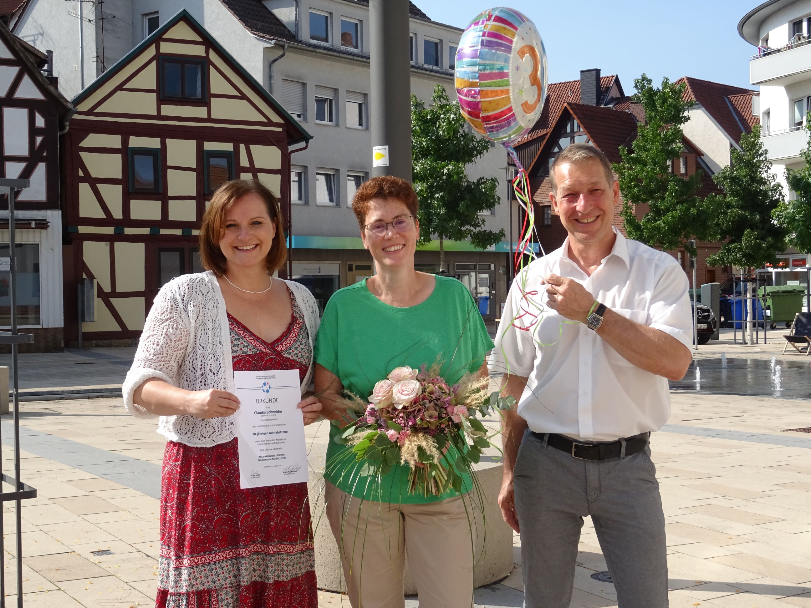 von links: Anett Kuykendall, Claudia Schneider und Frank Sachs
