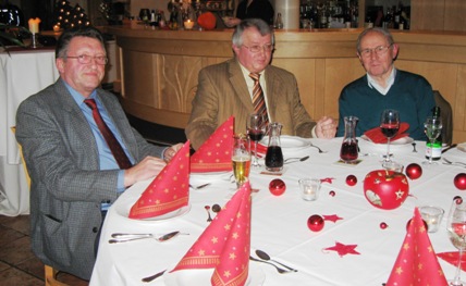 Kreishandwerksmeister Ottmar Hutzenlaub, ehemaliger Gesch&auml;ftsf&uuml;hrer Alfred Walter und Ehrenkreishandwerksmeister Herbert Wagner